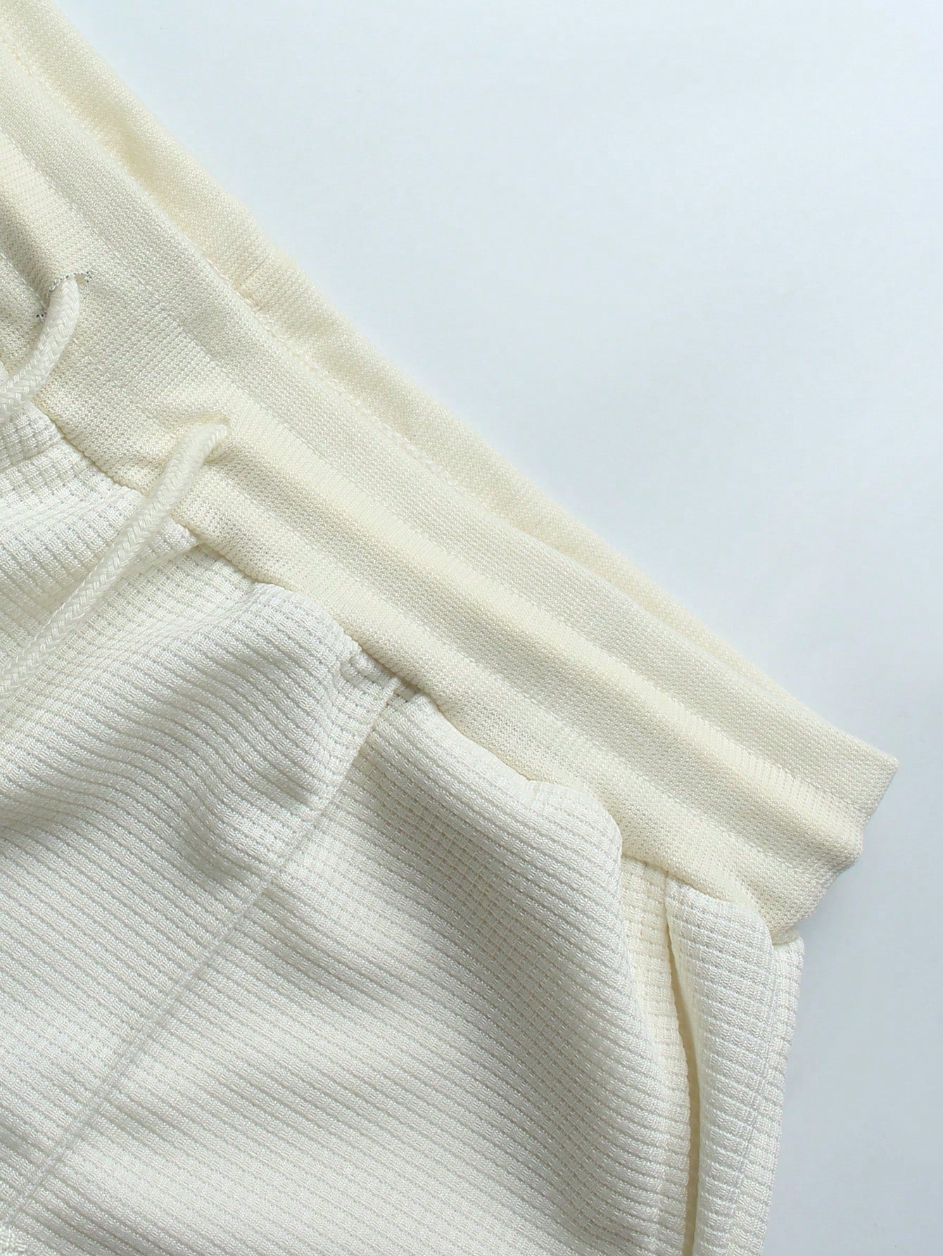 Cassian - Herrset med enfärgad pikétröja och short