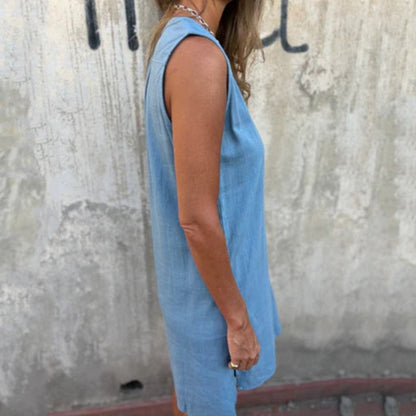 Clara | Elegancka sukienka bez rękawów z dekoltem w szpic